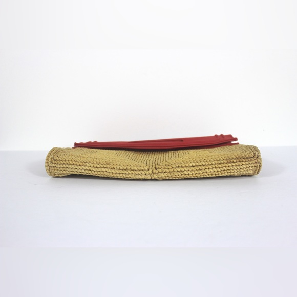 Vintage 70’s Woven Straw Clutch with Red Fabric Handle, Natural Retro - Picture 6 of 9